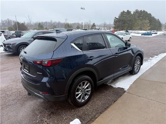 2022 Mazda CX-5 GS (Stk: 24778) in Pembroke - Image 12 of 28