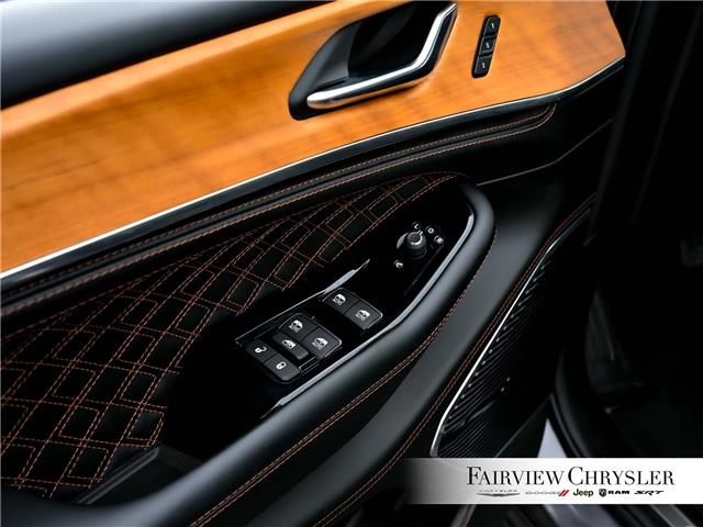 2024 Jeep Grand Cherokee L Summit (Stk: U21589) in Burlington - Image 17 of 36