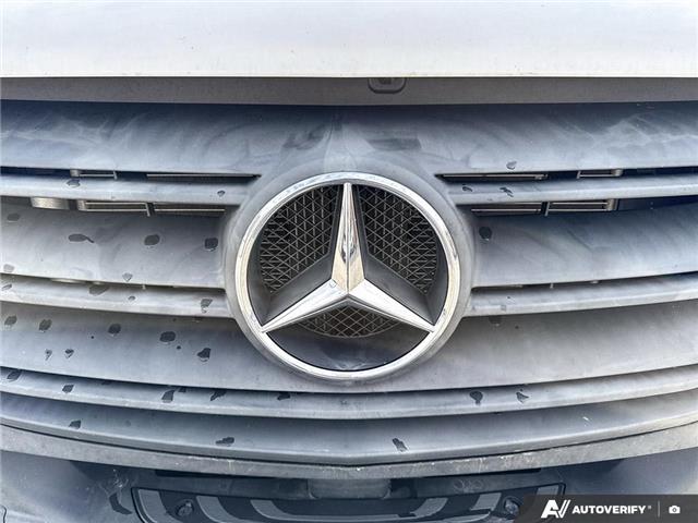 2020 Mercedes-Benz Sprinter 2500 Standard Roof V6 (Stk: L3183) in London - Image 9 of 25