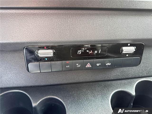 2020 Mercedes-Benz Sprinter 2500 Standard Roof V6 (Stk: L3183) in London - Image 20 of 25