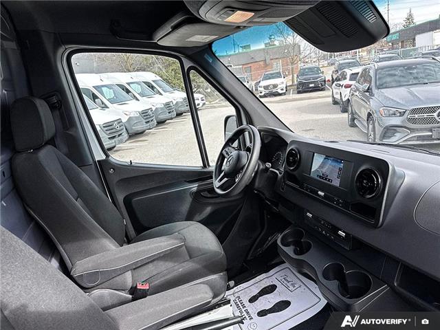 2020 Mercedes-Benz Sprinter 2500 Standard Roof V6 (Stk: L3183) in London - Image 23 of 25