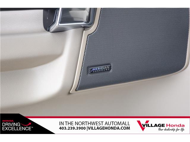 2016 Land Rover LR4 Base (Stk: B9079) in Calgary - Image 32 of 40