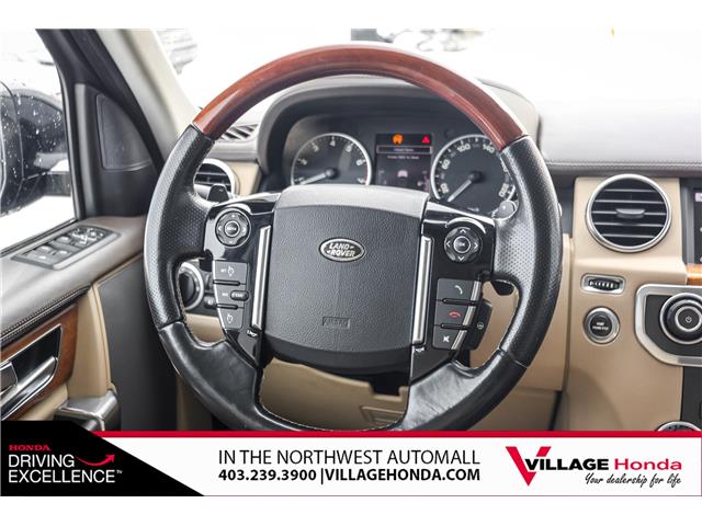 2016 Land Rover LR4 Base (Stk: B9079) in Calgary - Image 16 of 40