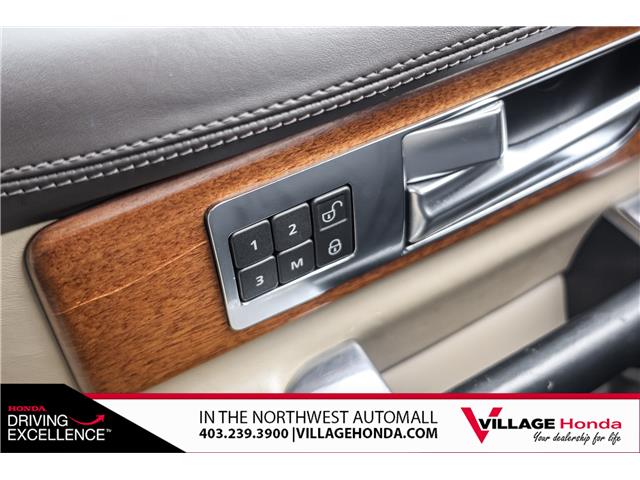 2016 Land Rover LR4 Base (Stk: B9079) in Calgary - Image 13 of 40