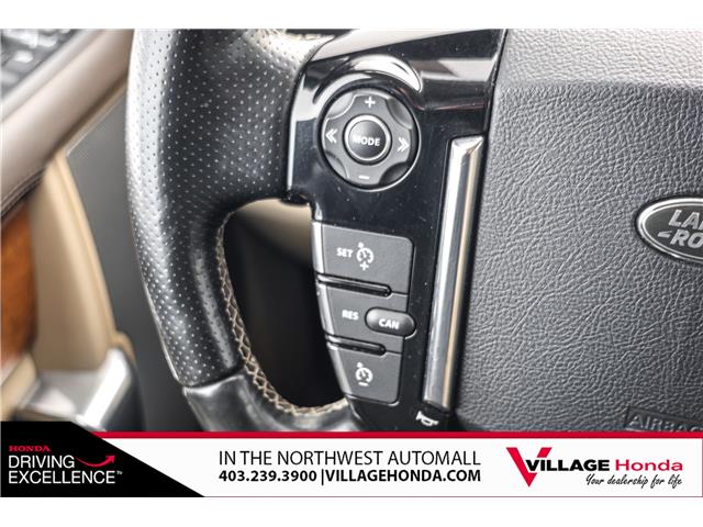 2016 Land Rover LR4 Base (Stk: B9079) in Calgary - Image 18 of 40