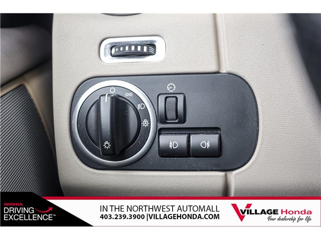 2016 Land Rover LR4 Base (Stk: B9079) in Calgary - Image 20 of 40