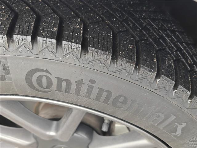 2019 Tesla Model 3 Long Range in Ottawa - Image 6 of 9