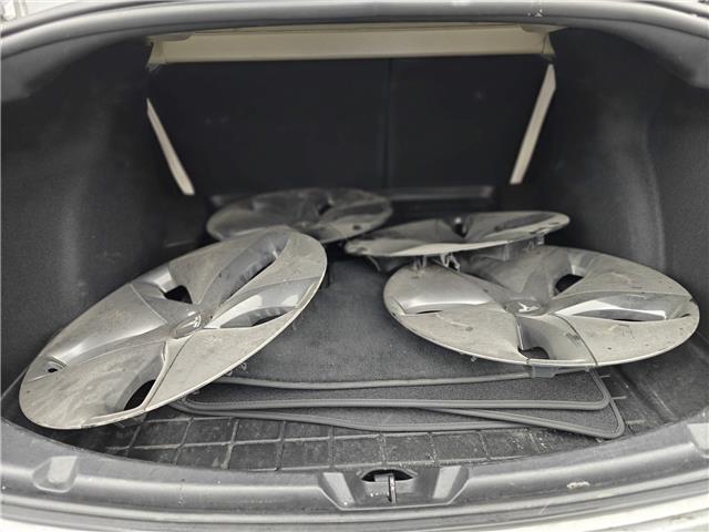 2019 Tesla Model 3 Long Range in Ottawa - Image 8 of 9
