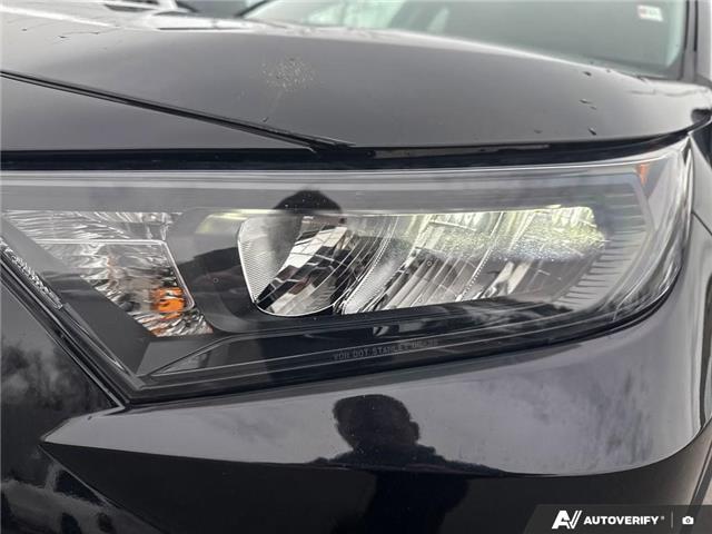 2021 Toyota RAV4 LE (Stk: 165607) in London - Image 8 of 19