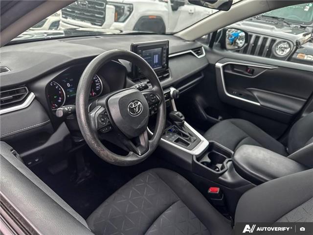 2021 Toyota RAV4 LE (Stk: 165607) in London - Image 12 of 19