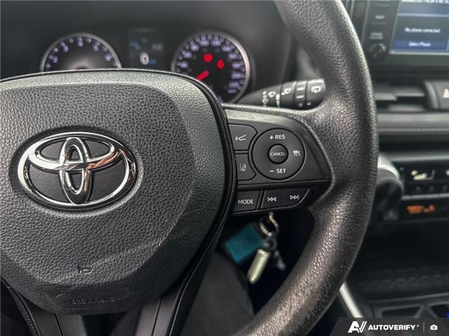 2021 Toyota RAV4 LE (Stk: 165607) in London - Image 15 of 19