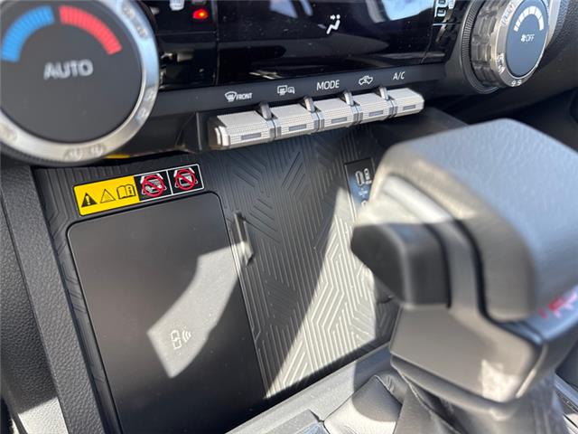 2026 Toyota Tacoma Base (Stk: T117020) in Cranbrook - Image 13 of 18