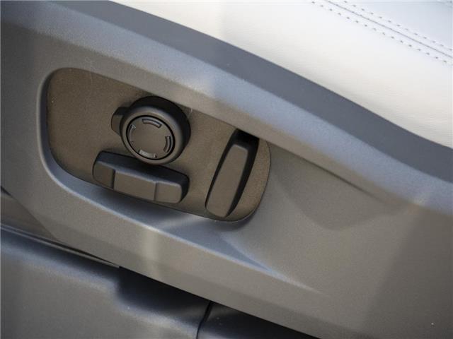 2025 Land Rover Defender P300 S (Stk: D157640-demo) in Windsor - Image 13 of 24