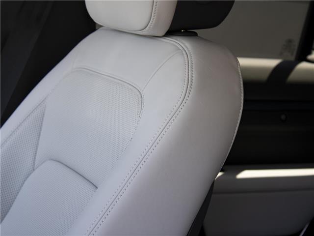 2025 Land Rover Defender P300 S (Stk: D157640-demo) in Windsor - Image 14 of 24