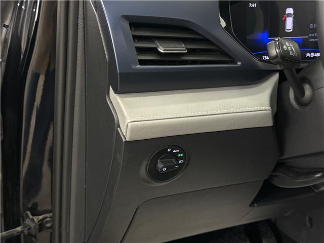 2024 Volkswagen Taos Comfortline (Stk: 43735J) in Belleville - Image 15 of 31