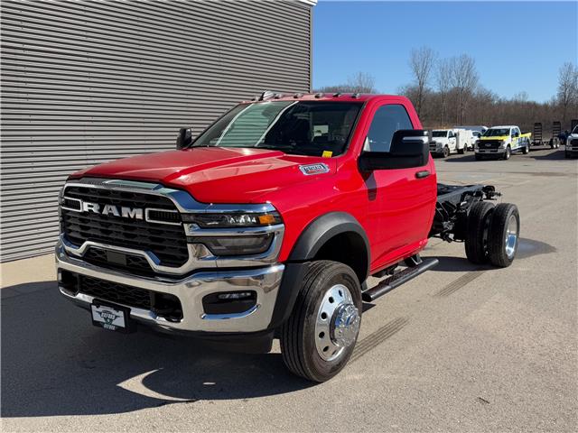 2026 RAM 5500 Chassis Tradesman/Big Horn (Stk: 26032) in London - Image 1 of 19