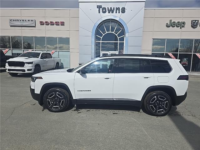 2026 Jeep Cherokee Laredo/Limited (Stk: T093) in Miramichi - Image 2 of 13