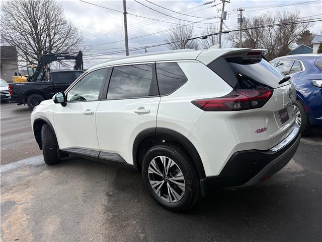 2023 Nissan Rogue SV Moonroof in Sussex - Image 3 of 14