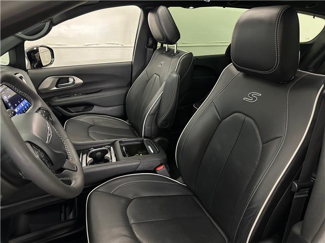 2024 Chrysler Pacifica Limited (Stk: 43737J) in Belleville - Image 13 of 36 2024 Chrysler Pacifica Limited (Stk: 43737J) in Belleville - Image 13 of 36