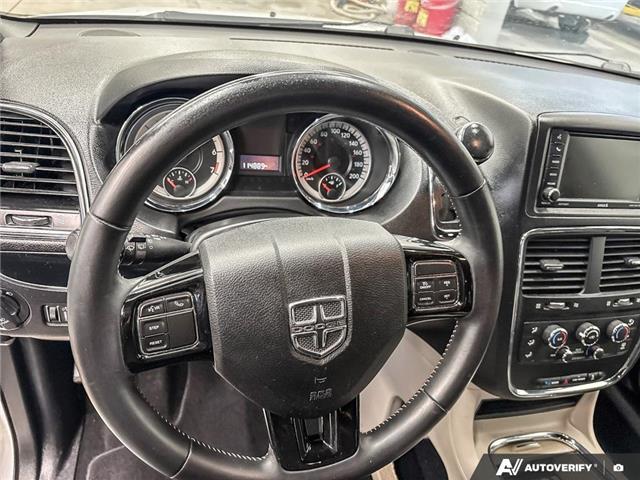 2017 Dodge Grand Caravan CVP/SXT (Stk: 165688) in London - Image 14 of 26