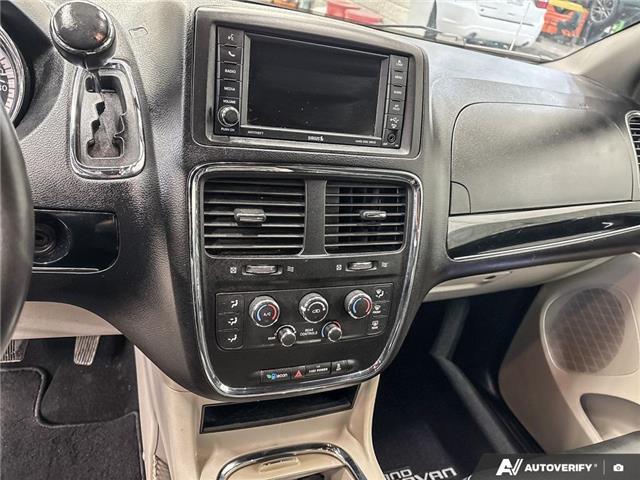 2017 Dodge Grand Caravan CVP/SXT (Stk: 165688) in London - Image 19 of 26