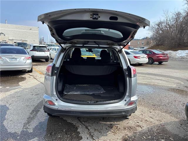 2017 Toyota RAV4 LE (Stk: 165829) in London - Image 8 of 8