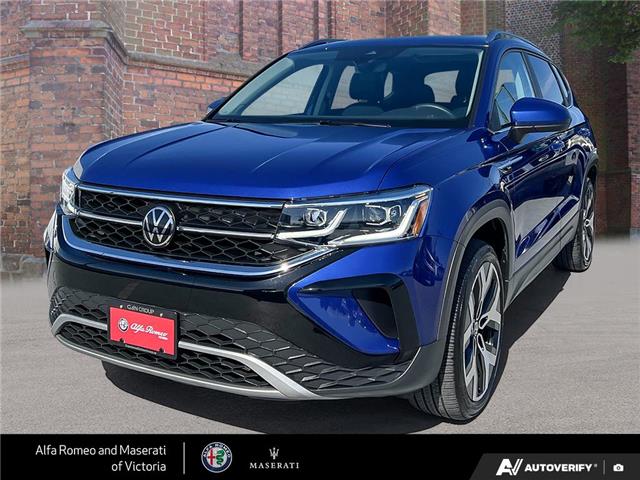 2022 Volkswagen Taos Highline (Stk: 235681) in Victoria - Image 1 of 24