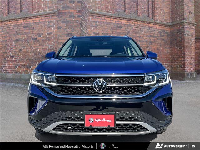 2022 Volkswagen Taos Highline (Stk: 235681) in Victoria - Image 2 of 24