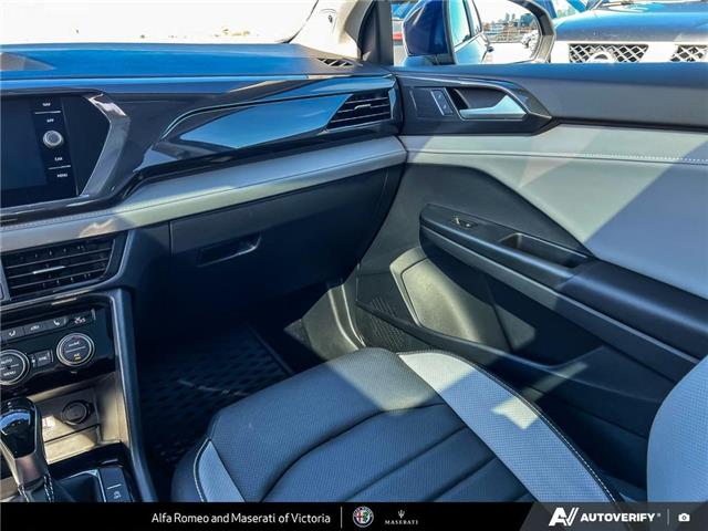 2022 Volkswagen Taos Highline (Stk: 235681) in Victoria - Image 24 of 24