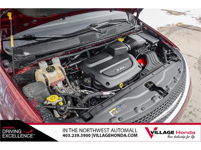 2017 Chrysler Pacifica Touring-L (Stk: B9052A) in Calgary - Image 4 of 32