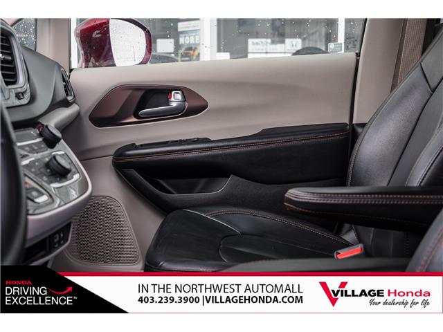 2017 Chrysler Pacifica Touring-L (Stk: B9052A) in Calgary - Image 28 of 32