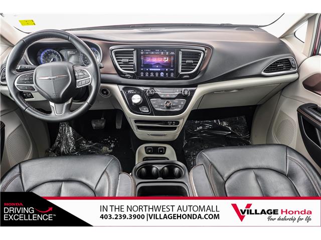 2017 Chrysler Pacifica Touring-L (Stk: B9052A) in Calgary - Image 14 of 32