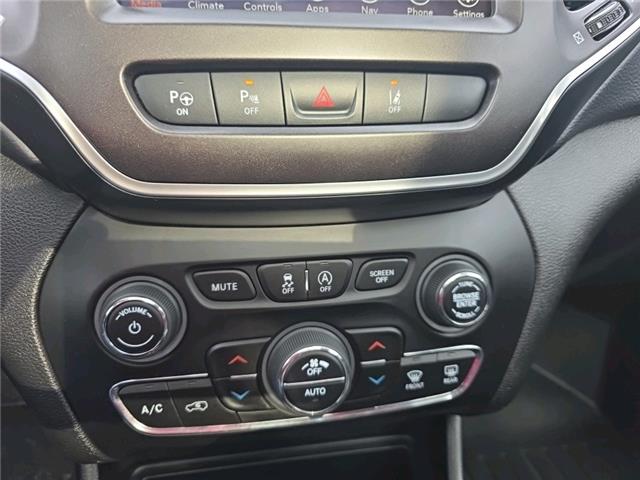 2021 Jeep Cherokee Trailhawk (Stk: ZELITE) in Sudbury - Image 15 of 19