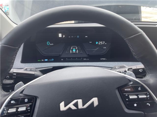 2023 Kia EV6 Long Range (Stk: R-23KIEBLA0201) in Calgary - Image 13 of 18