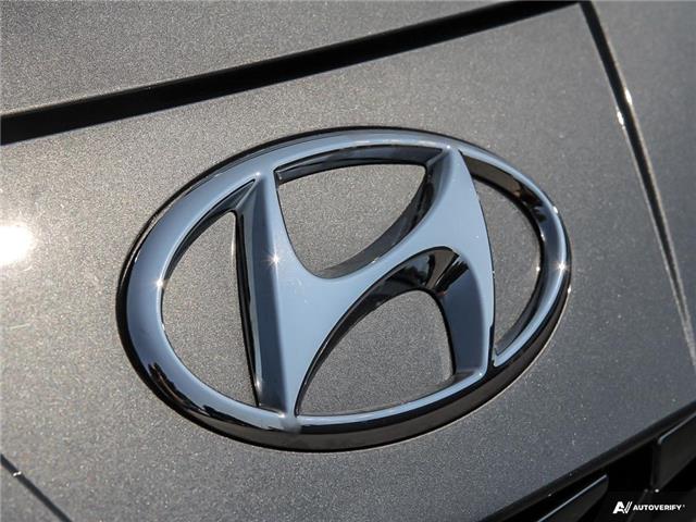 2022 Hyundai Elantra Ultimate w/Two-Tone Interior (Stk: 121294) in London - Image 9 of 19