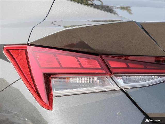 2022 Hyundai Elantra Ultimate w/Two-Tone Interior (Stk: 121294) in London - Image 12 of 19
