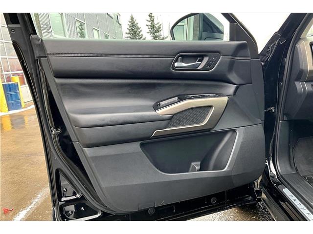 2023 Nissan Pathfinder Platinum (Stk: 47654UA) in Calgary - Image 18 of 36