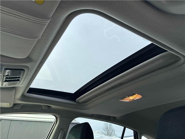 2017 Subaru Crosstrek Touring (Stk: 2603081) in Waterloo - Image 4 of 4