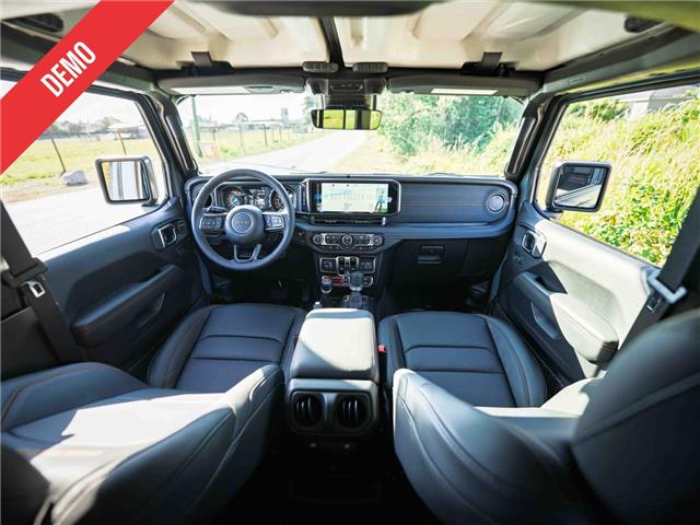 2025 Jeep Wrangler Rubicon (Stk: S653181) in Surrey - Image 9 of 23