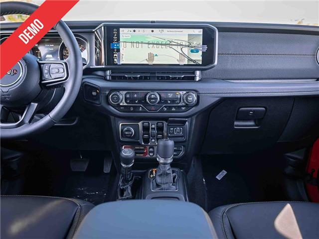 2025 Jeep Wrangler Rubicon (Stk: S653181) in Surrey - Image 12 of 23