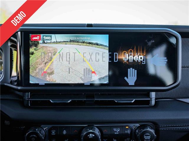 2025 Jeep Wrangler Rubicon (Stk: S653181) in Surrey - Image 18 of 23