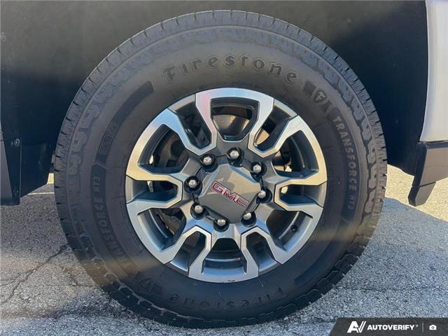 2021 GMC Sierra 2500HD AT4 (Stk: P212962) in Grimsby - Image 6 of 25