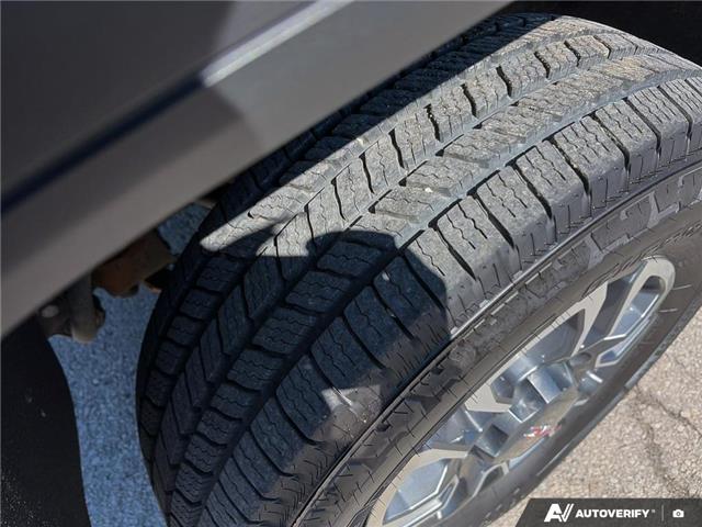 2021 GMC Sierra 2500HD AT4 (Stk: P212962) in Grimsby - Image 7 of 25