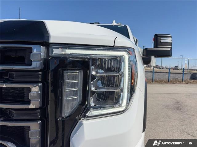 2021 GMC Sierra 2500HD AT4 (Stk: P212962) in Grimsby - Image 8 of 25