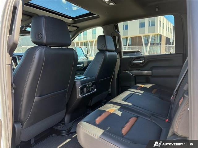 2021 GMC Sierra 2500HD AT4 (Stk: P212962) in Grimsby - Image 23 of 25