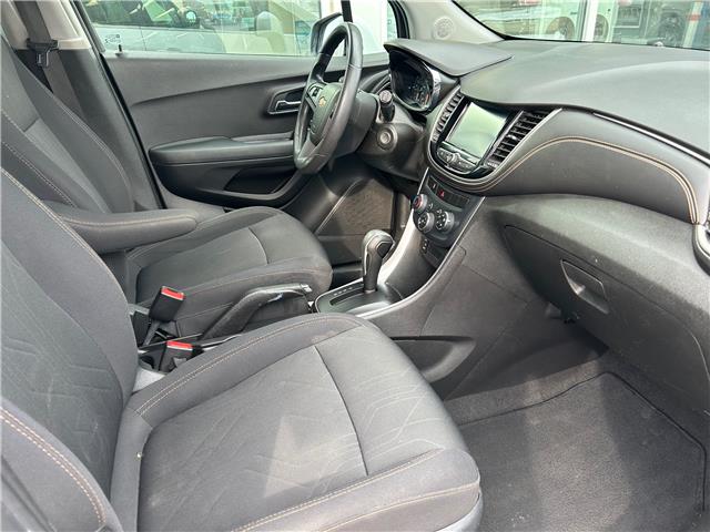 2017 Chevrolet Trax LT (Stk: 26117A) in Moosomin - Image 2 of 11