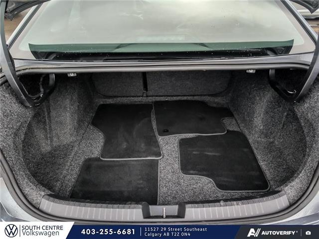 2022 Volkswagen Jetta Highline (Stk: SU7612) in Calgary - Image 11 of 24