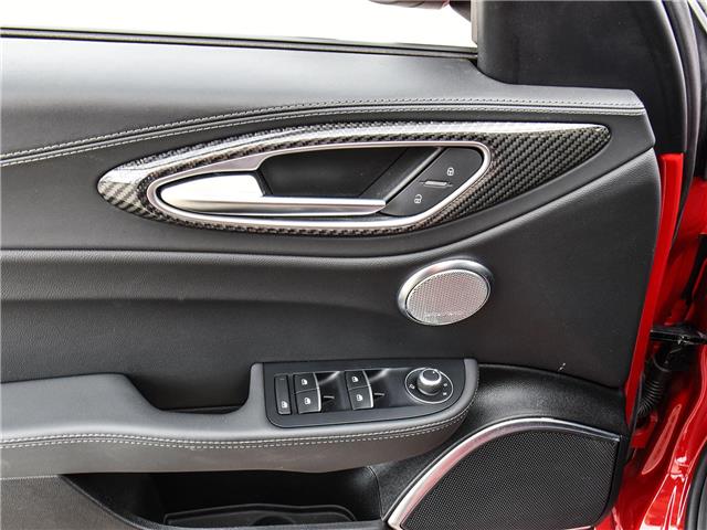 2022 Alfa Romeo Giulia Quadrifoglio (Stk: U1281) in Oakville - Image 13 of 29