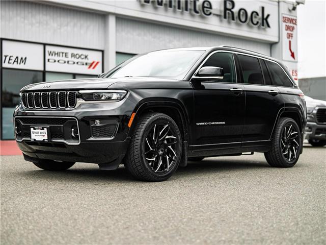 2023 Jeep Grand Cherokee Overland (Stk: T166188A) in Surrey - Image 1 of 22