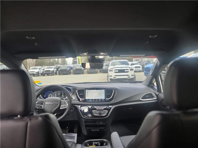 2026 Chrysler Grand Caravan SXT (Stk: T088) in Miramichi - Image 25 of 39